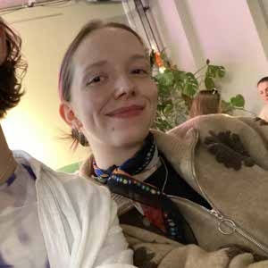 Jule Thea profile