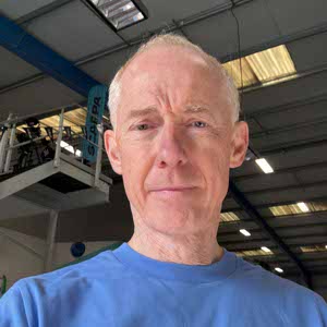 Neil Travers profile
