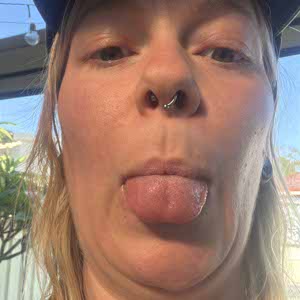 Julia Rickards profile