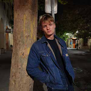 Eli Reeves profile