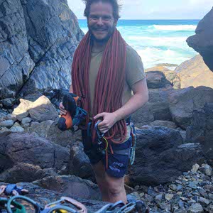 Oliver Lintott profile
