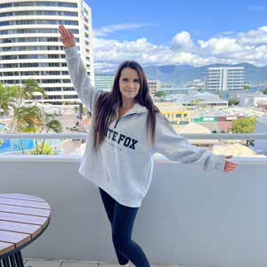 Claire Gordon profile