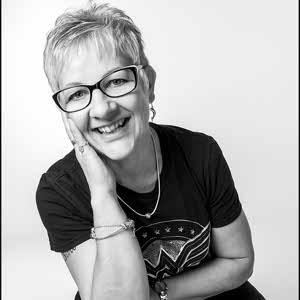 Karen Saunders profile