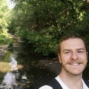 Dominic Hutchins profile