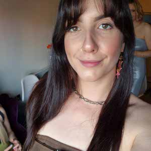 Rowanne Dinning profile