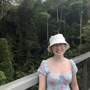 Madeleine Davies profile
