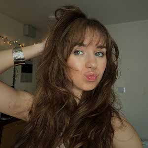 Rebecca Elliott profile