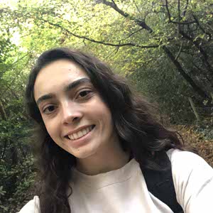Alice Hunt profile