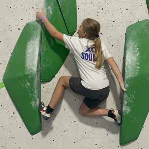 Elodie Blomfield profile