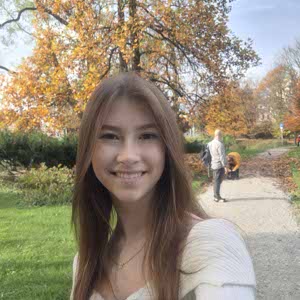 Lily Sullivan profile