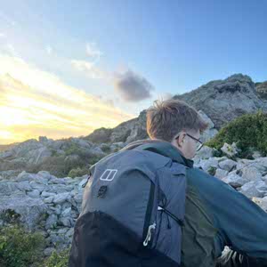 Dillon Strong profile
