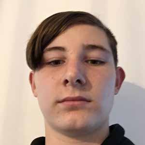 Elliot Buck profile