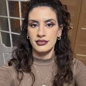 Janine Debrincat profile