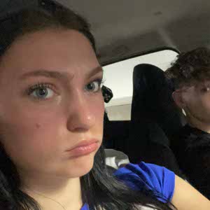 Aimee Holmes profile