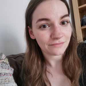 Emma Reynolds profile