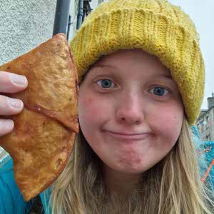 Esme Harrop profile