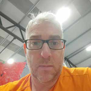 Chris Lonsdale profile
