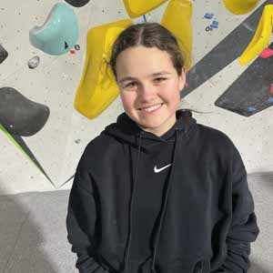 Chloe Golding profile