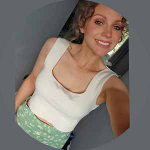 Emily Sewell profile