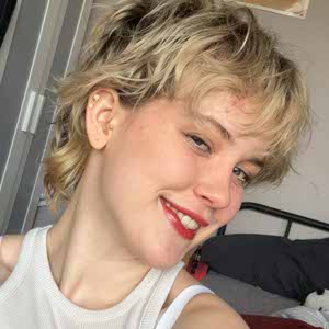 Em Gray profile
