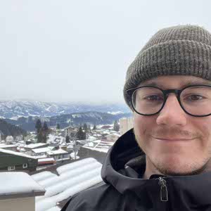 Nick Thompson profile