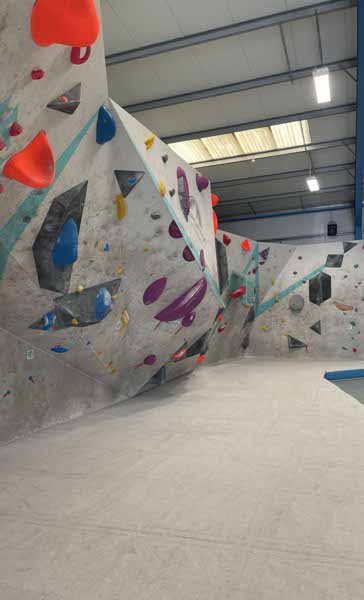 Boulder UK Comp wall 15th Aug - 22nd Sep